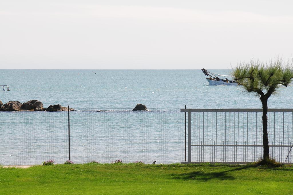 Agriturismo Frontemare Giulianova Luaran gambar